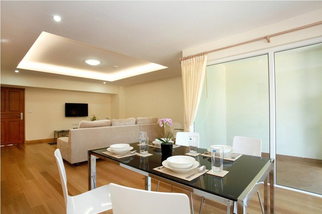 Emerald Palace Aparthotel Патая Стая снимка